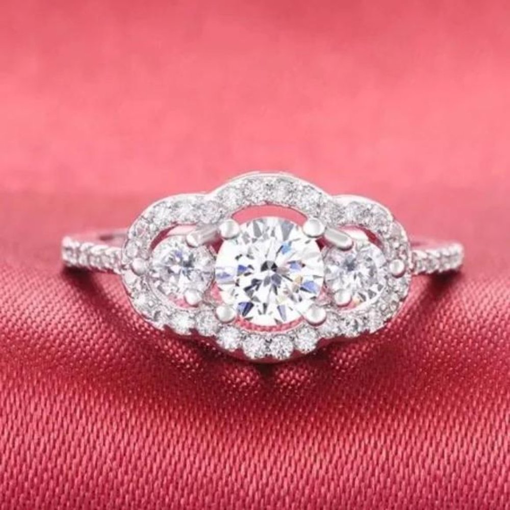 NEW 925 STERLING SILVER THREE STONES RING - Picture 4 of 6